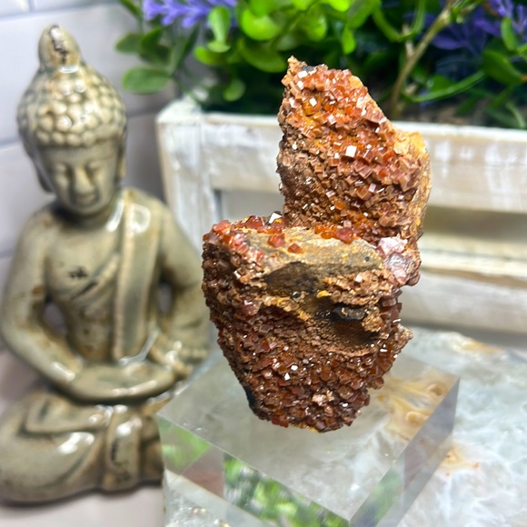 Vanadanite- Morocco 🇲🇦 - Picture 1 of 8